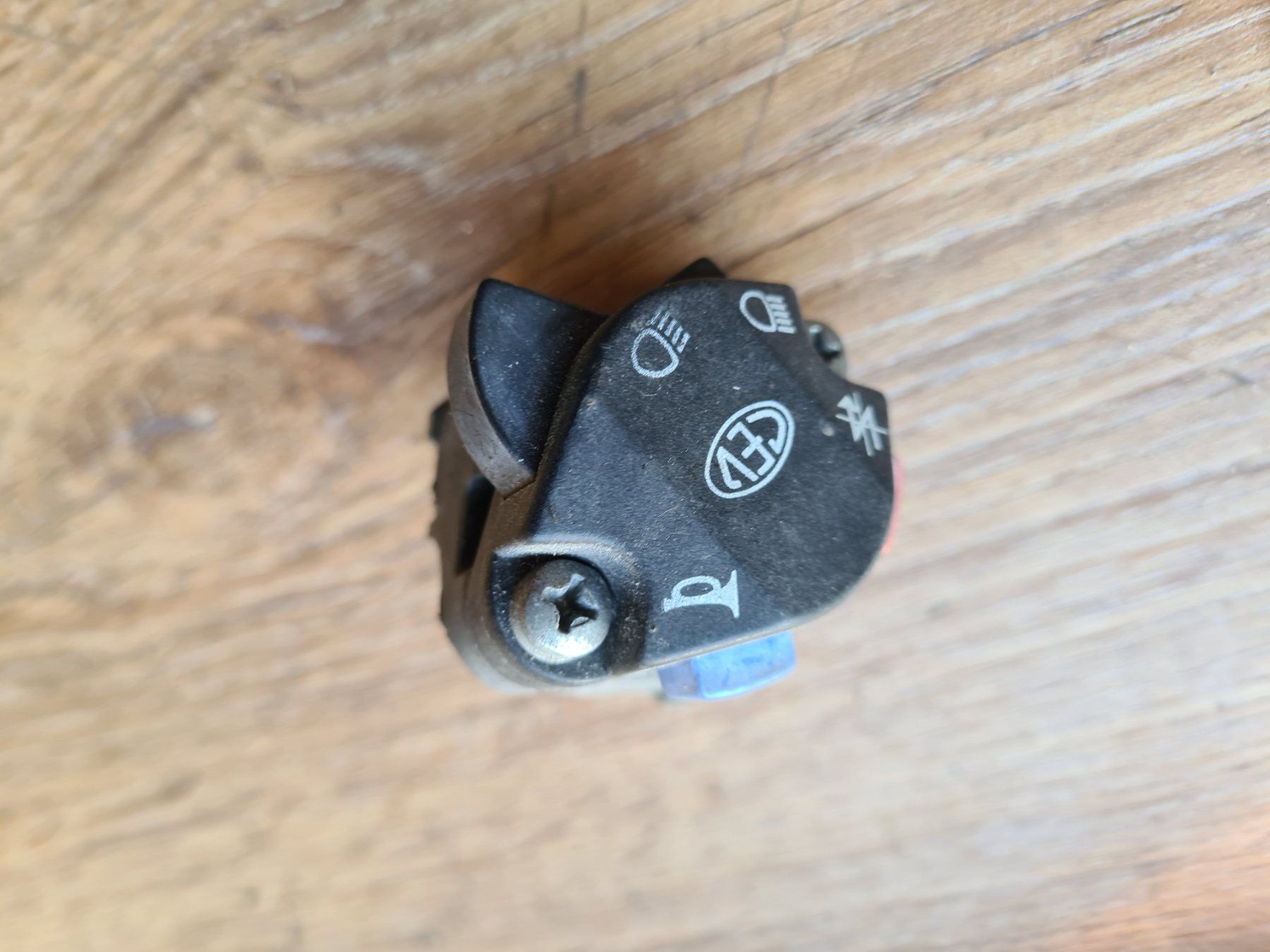 Sachs Ciclomotori: Schalter CEV schwarz, zb. Pony – Usato da frümsen venduto da Sailem 2