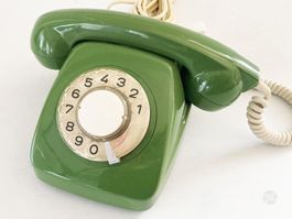 Telefon mit Wählscheibe Grün Zellweger Uster Vintage 70s