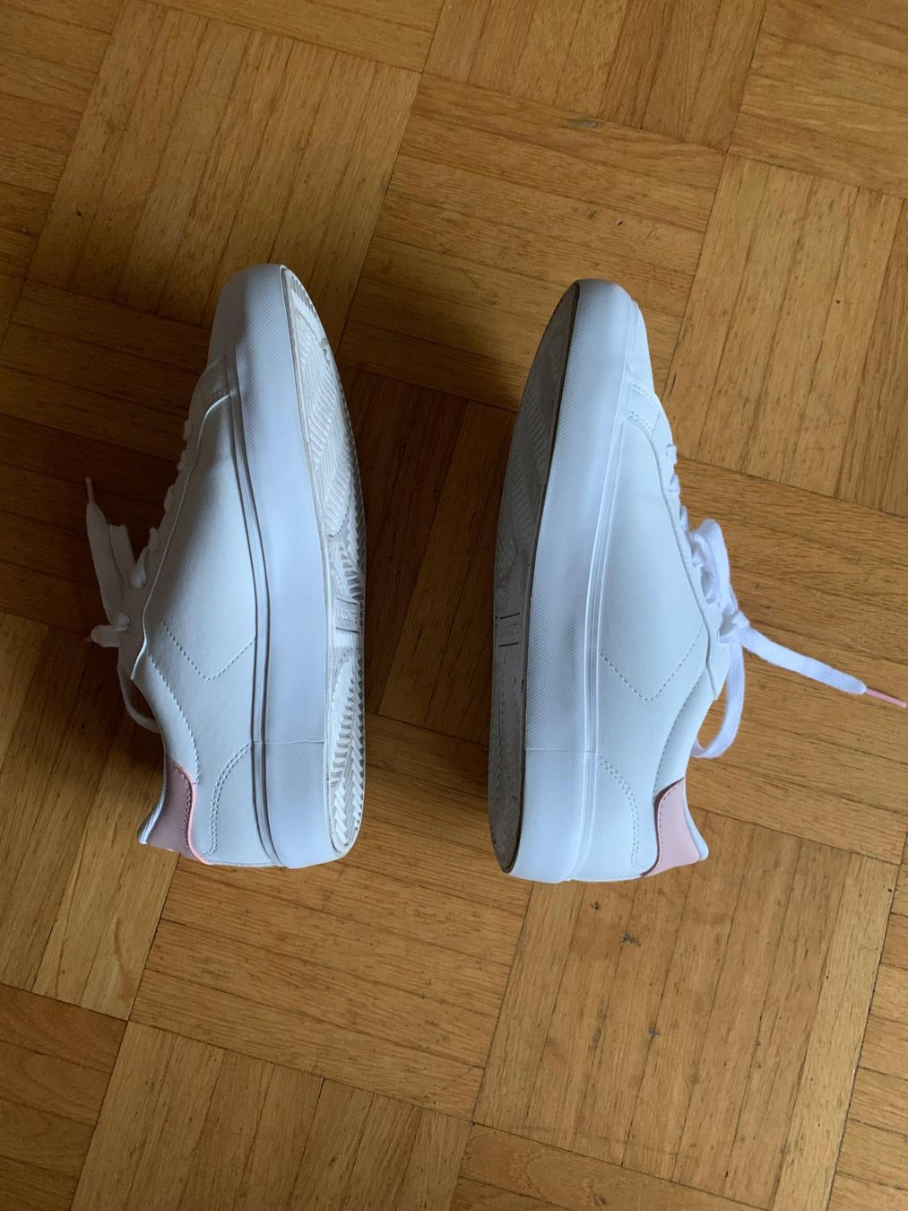 Lacoste Scarpe da uomo: Weiss, rosa Lacoste Sneakers Gr. 37 – Nuovo (secondo la descrizione) da Luzern venduto da Simona15 6