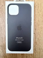 Apple iPhone 14 Silicone case schwarz, neu