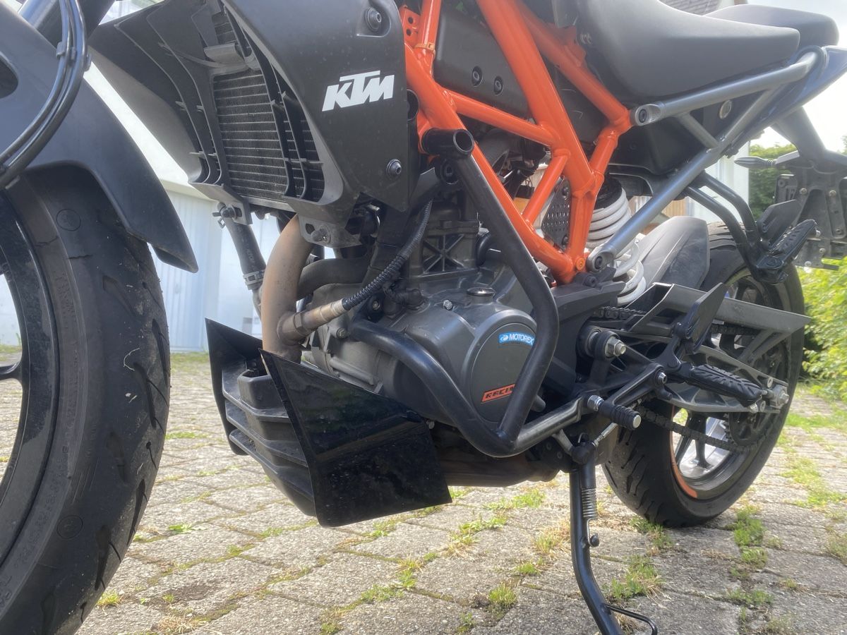 KTM Route: KTM Duke 125 – D'occasion à Arboldswil par sch_2l6h 4