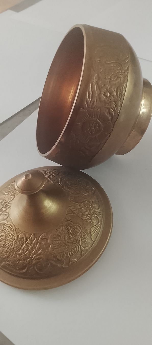 Coupes: Messing Schale mit Deckel Verziert  – D'occasion à Oberriet SG par snj_bjb7 2