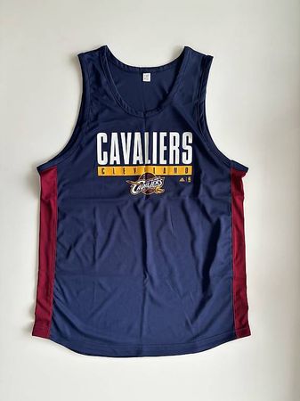 KOSTENLOS VERSAND/ Basketballjersey