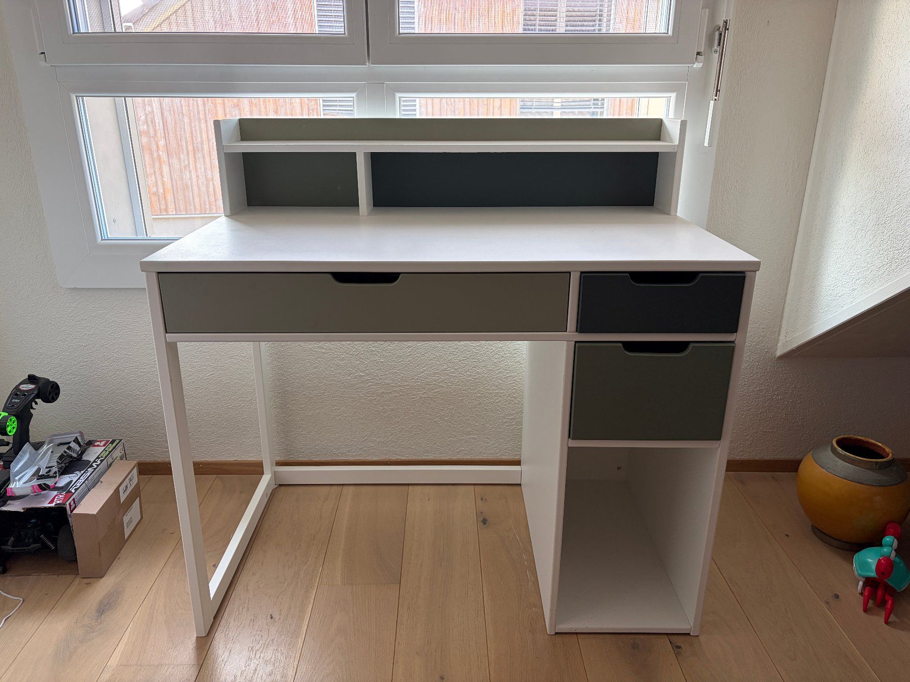 Bureaux: Kinderpult – D'occasion à Uerzlikon par mon_686j