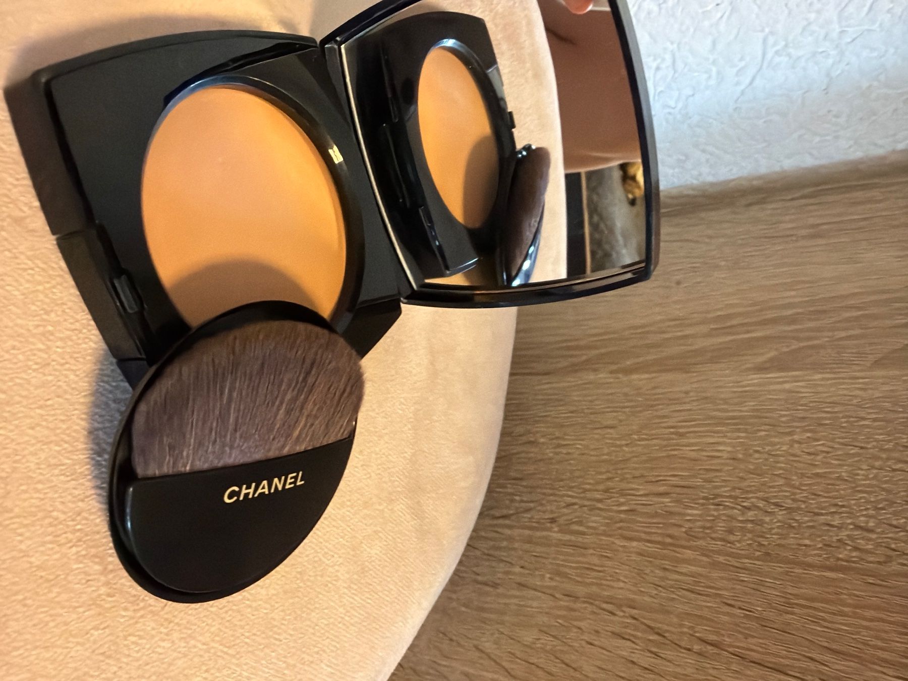 Chanel Make-up: CHANEL SET Rouge 51 und Poudre B30 – Nuovo (secondo la descrizione) da Würenlingen venduto da gut_8kml 2