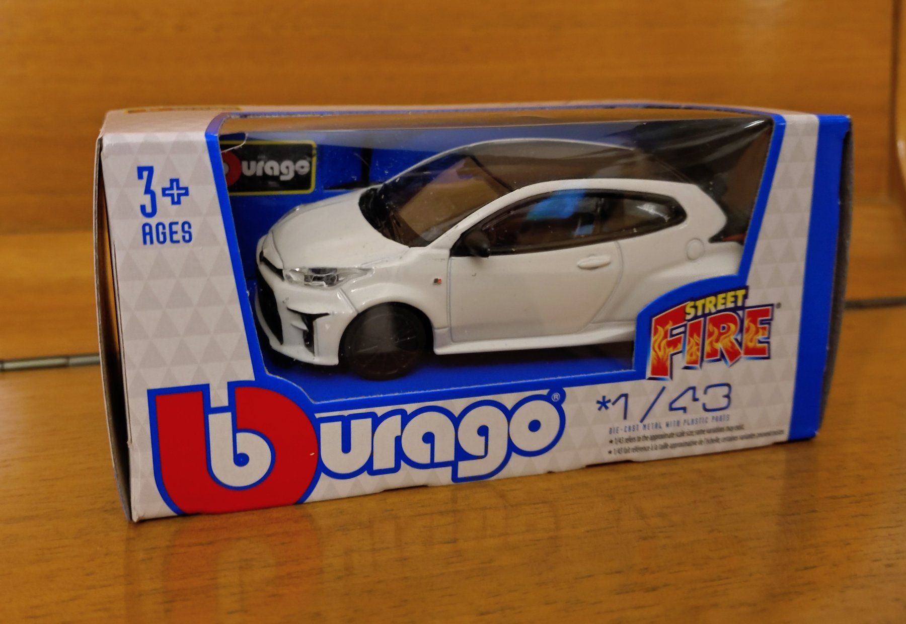 Bburago Modellini d'auto: Toyota Yaris GR; Modellauto – Nuovo (secondo la descrizione) da Frasnacht venduto da aurisgold