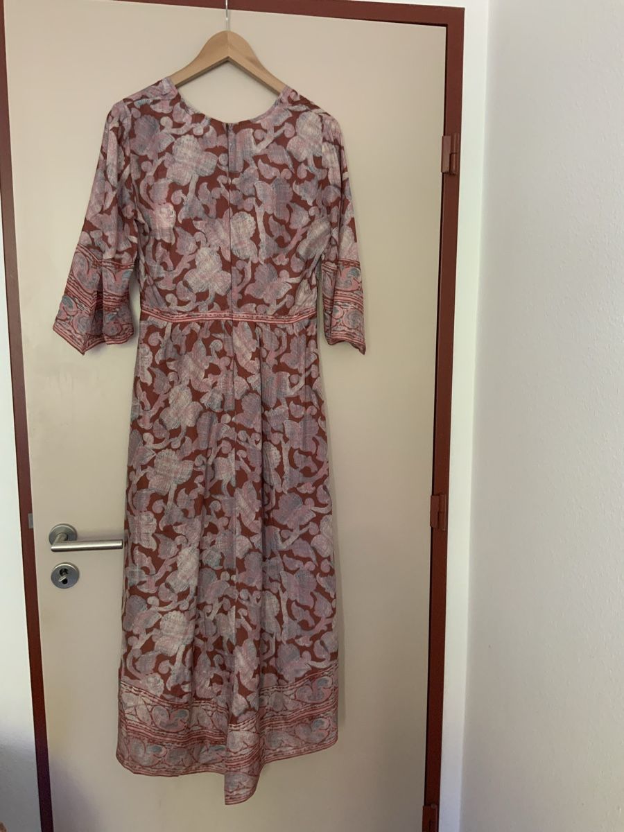 Ba&Sh Kleider: Ba&sh: robe neuve en soie avec étiquette – Neu und originalverpackt aus Genève von Taracolac20 4