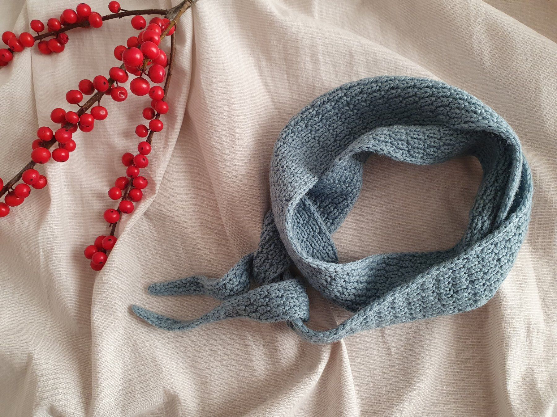 Foulard & Sciarpe: Mini scarf, Strickschal, Handgestrickt, Unikat, Geschenk – Nuovo e nell'imballaggio originale da Neunkirch venduto da Sandramay 4