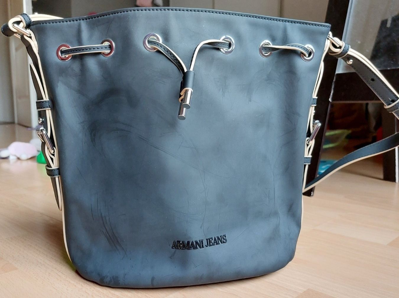Armani Borse da donna: Sac ARMANI NEUF !!! – Nuovo e nell'imballaggio originale da Plan les Ouates venduto da goodswiss