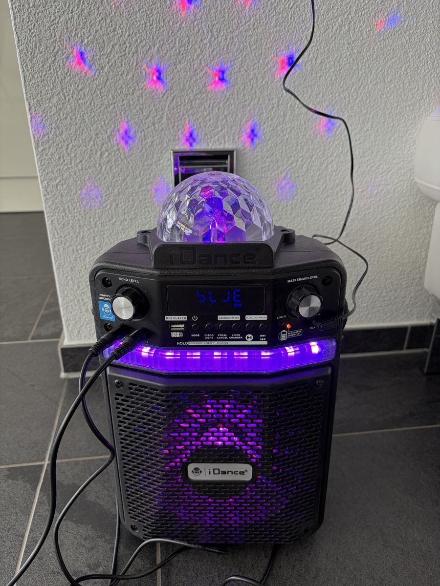 Lautsprecher: I Dance Karaoke 🎤  – Gebraucht aus Berikon von hei10 6