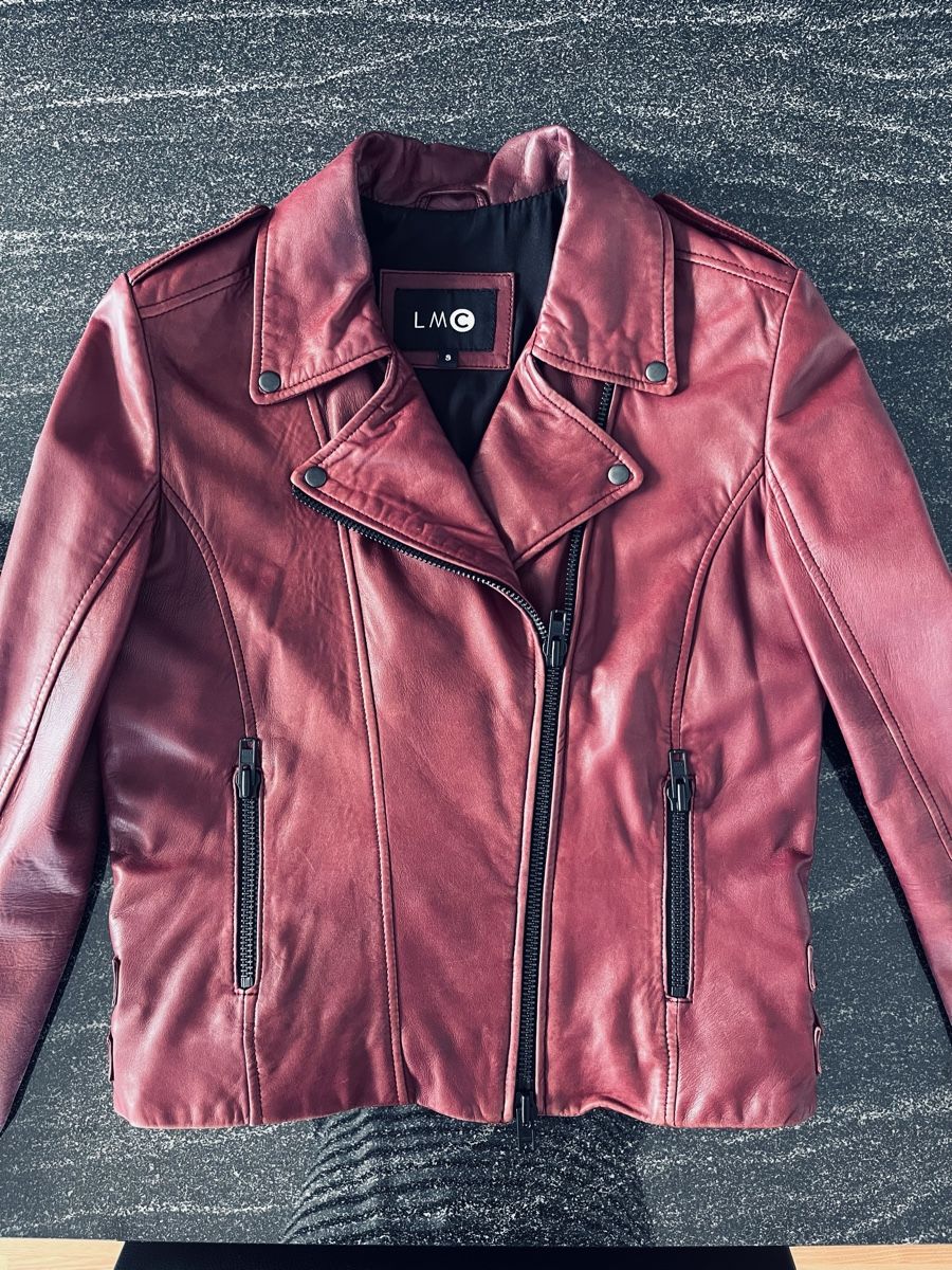 Giacche: Damen Bikerjacke Leder, Grösse S - Farbe Plum – Usato da Neuhausen venduto da Ann.Drea
