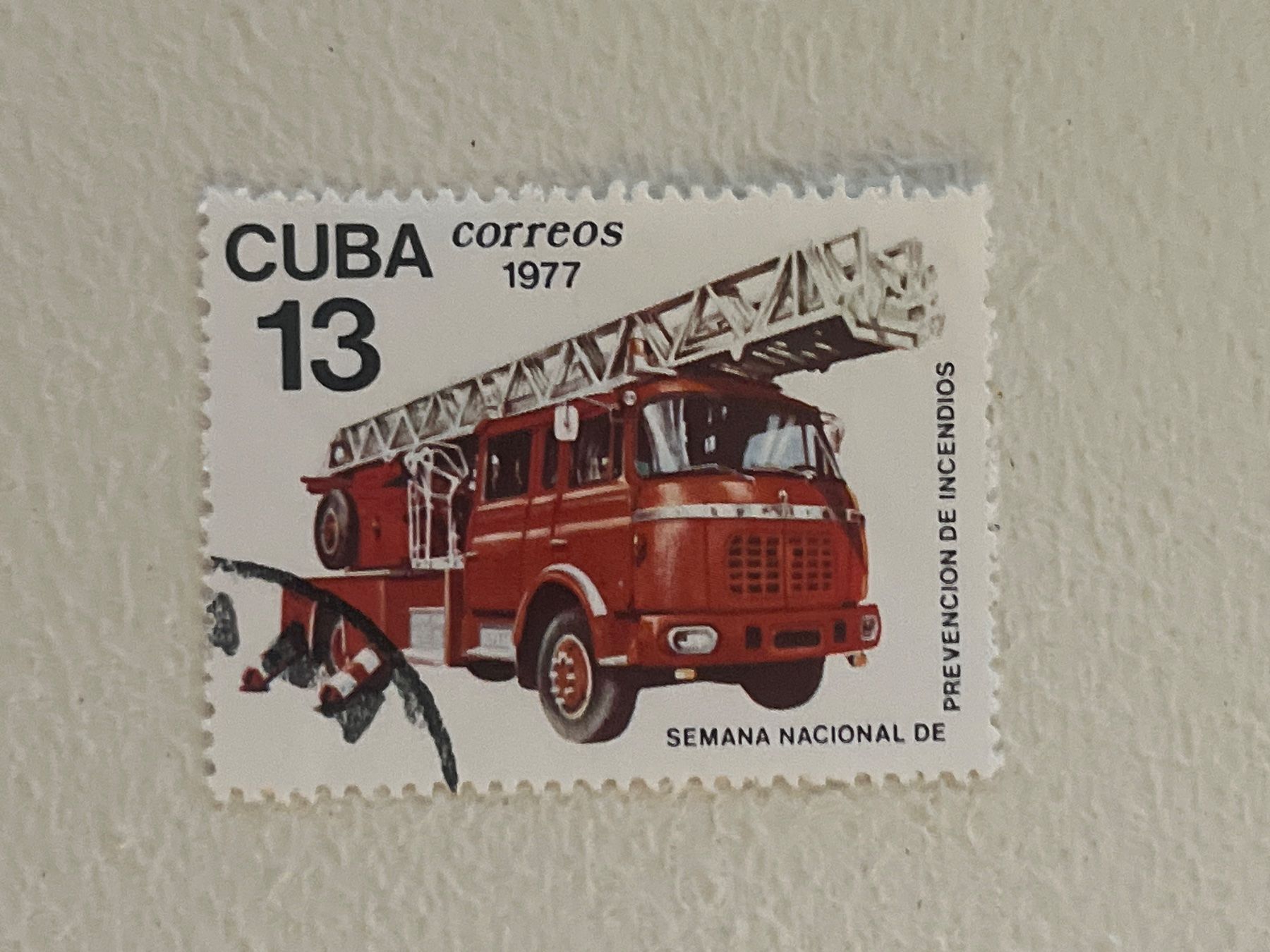 Tutti i francobolli: Cuba Briefmarke ab 1 CHF ! – Usato da Chiasso venduto da AzenYa