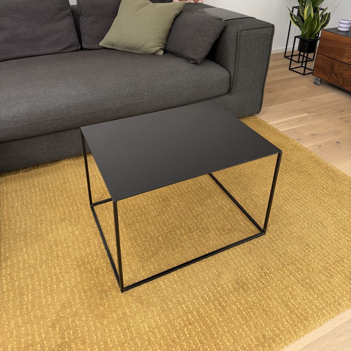 Tables: Metall Couchtisch von LaRedoute – D'occasion à Bülach par ro.ho