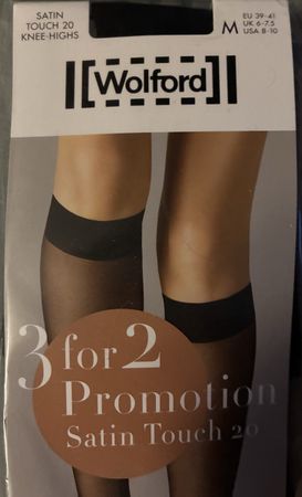 Wolford Satin Touch 20 Kniestrümpfe und Kniesocken schwarz 