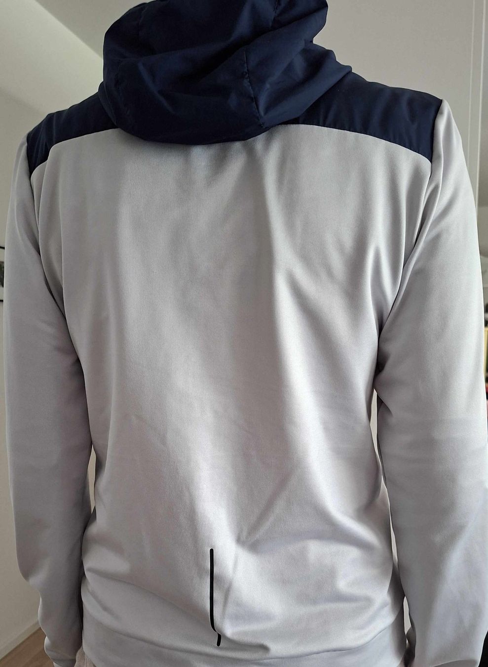 Craft Vestes: Trainerjacke Craft - Grösse S – D'occasion à Seuzach par wie_c66v 5