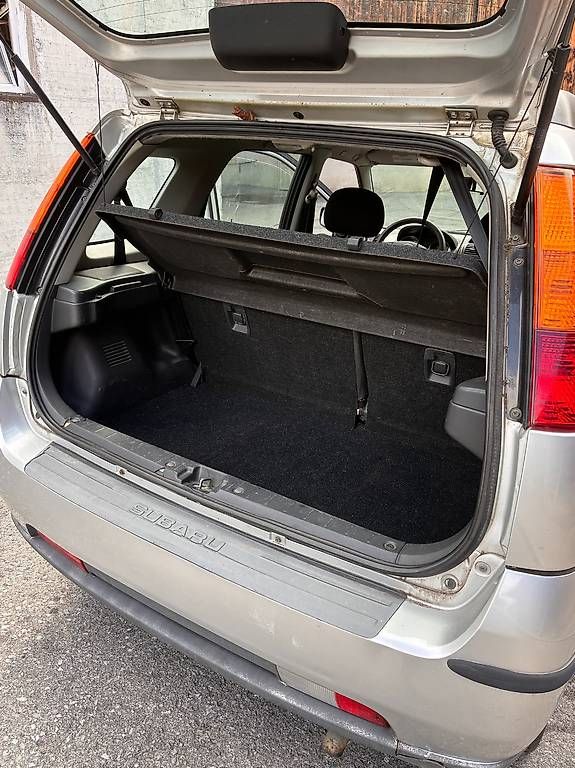 Subaru Automobili: Justy 1.5 4WD – Usato da Einsiedeln venduto da RamonBlume022 3