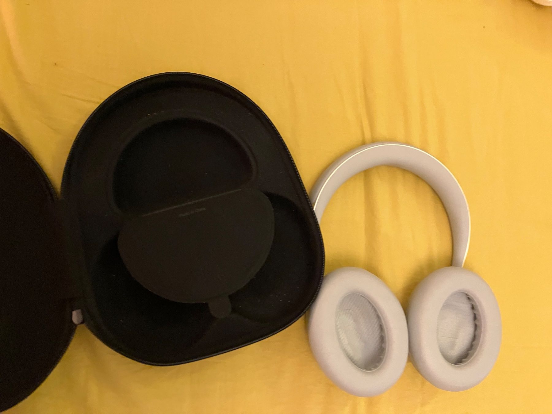 Bose Cuffie: Bose Headphones 700 ANC – Usato da Zürich venduto da Yuud 2
