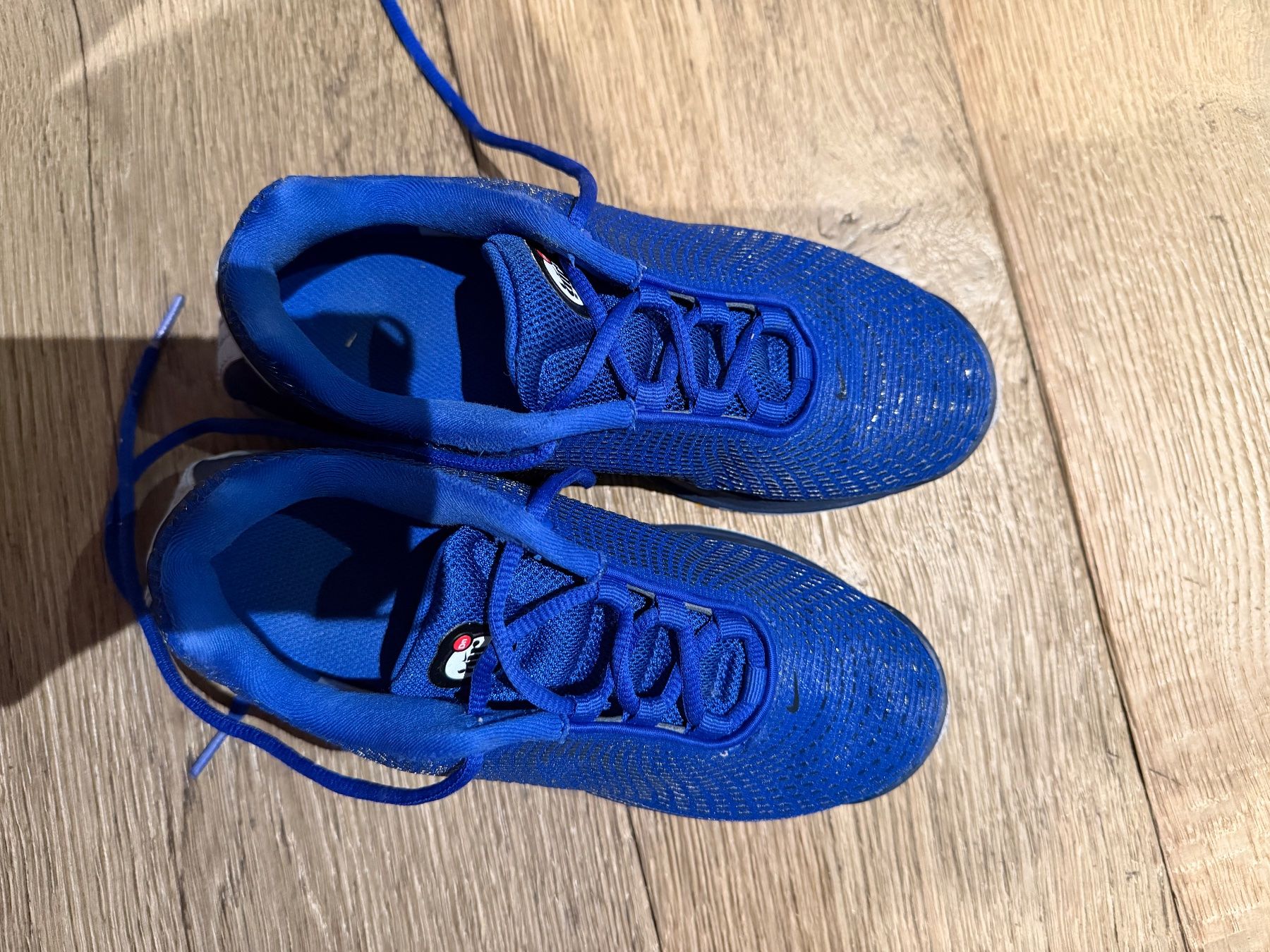 Nike Scarpe per ragazzi: Nike Air Gr.35 – Usato da Conches venduto da edely83 1