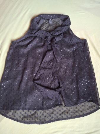 Chemise sans manche toute en transparence taille 34 H&M