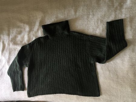 Rollkragenpullover // super kuschlig // tannengrün // M