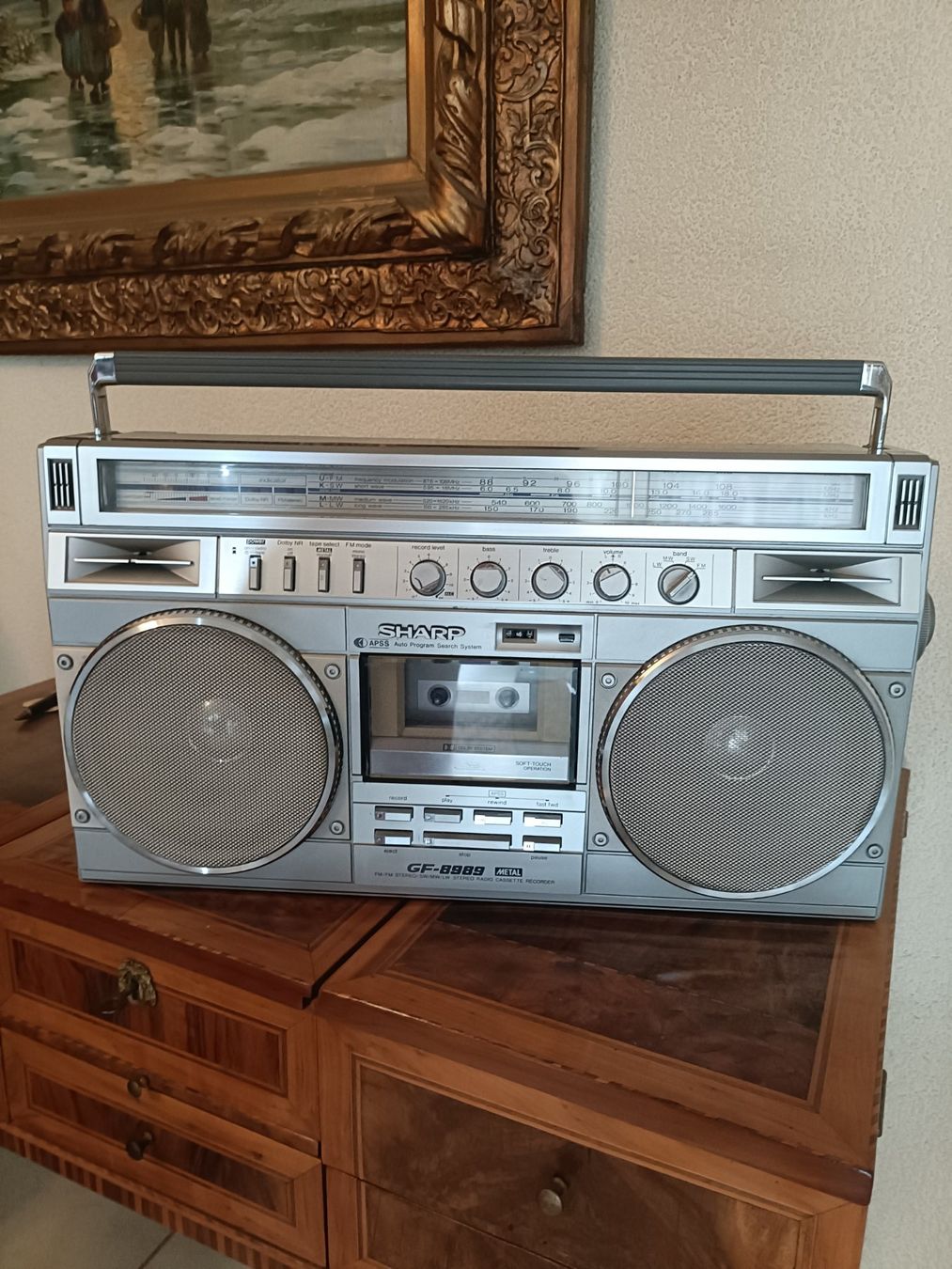 Sharp Radios: Sharp GF-8989, Ghettoblaster, Stereokassettenrekorder – D'occasion à Untersiggenthal par Hexennase