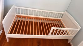 IKEA KRITTER Juniorbett in Weiß