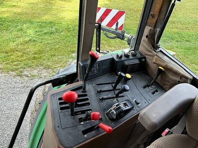 Trattori: John Deere 6400 – Usato da Oberhofen Thun'see venduto da Tranchet-Trading 4