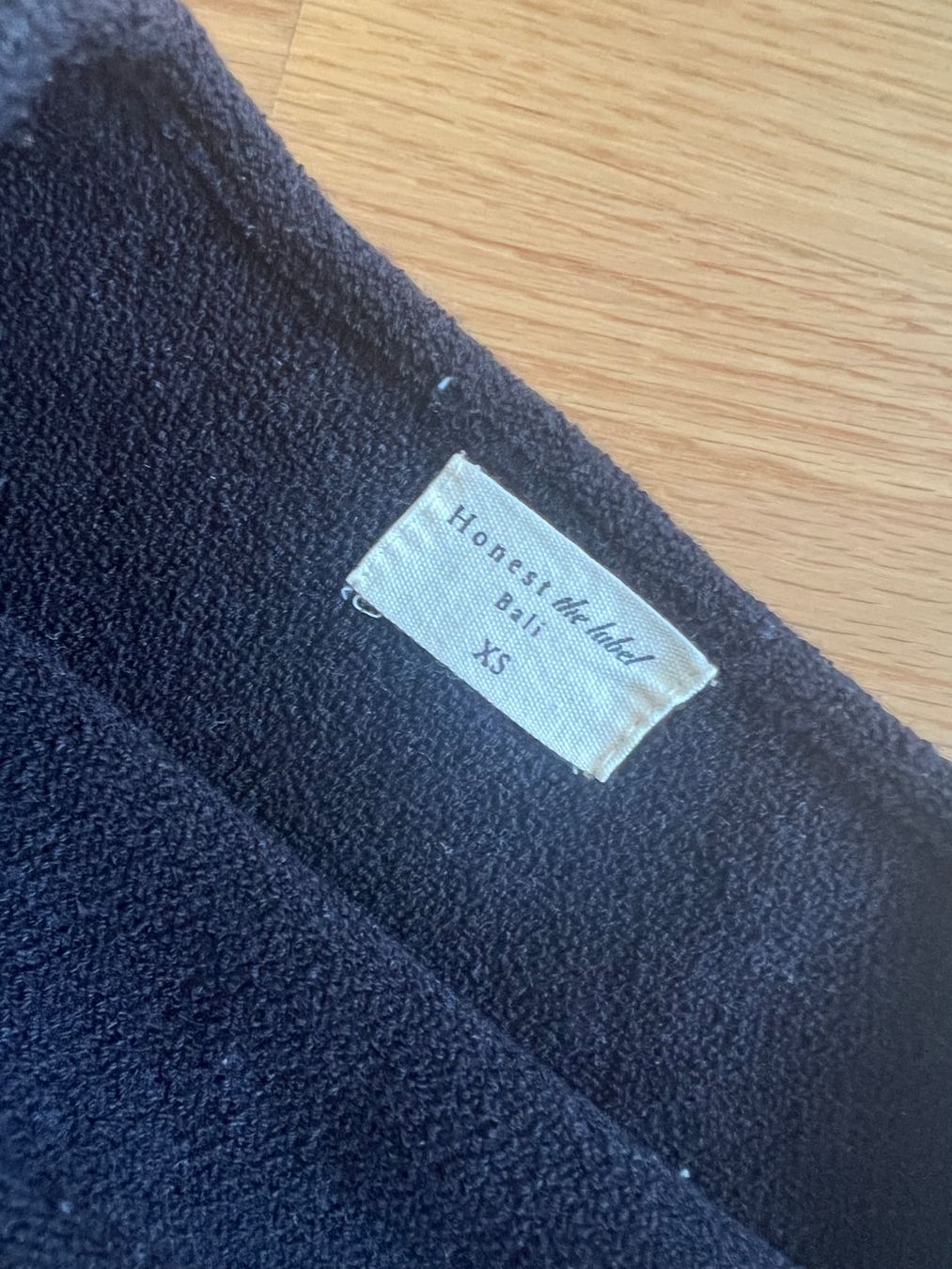 Top: Honest the label top – Usato da Port venduto da lau_pdf5 4