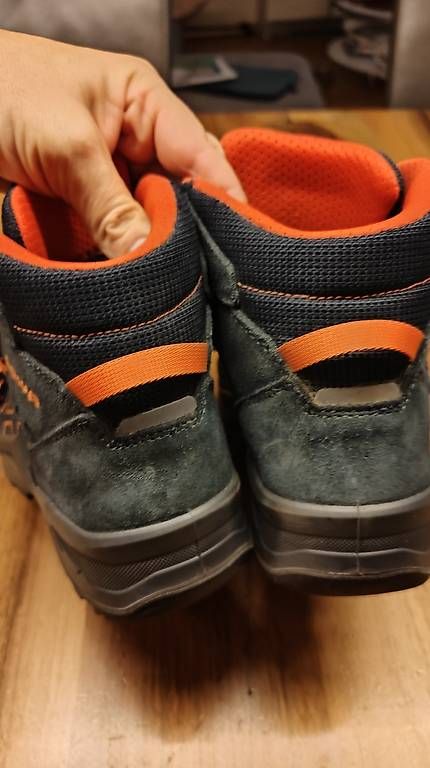 Scarpe per ragazzi: Lowa Wanderschuhe Kind Gr. 38 – Usato da Baar venduto da Baarsan 1