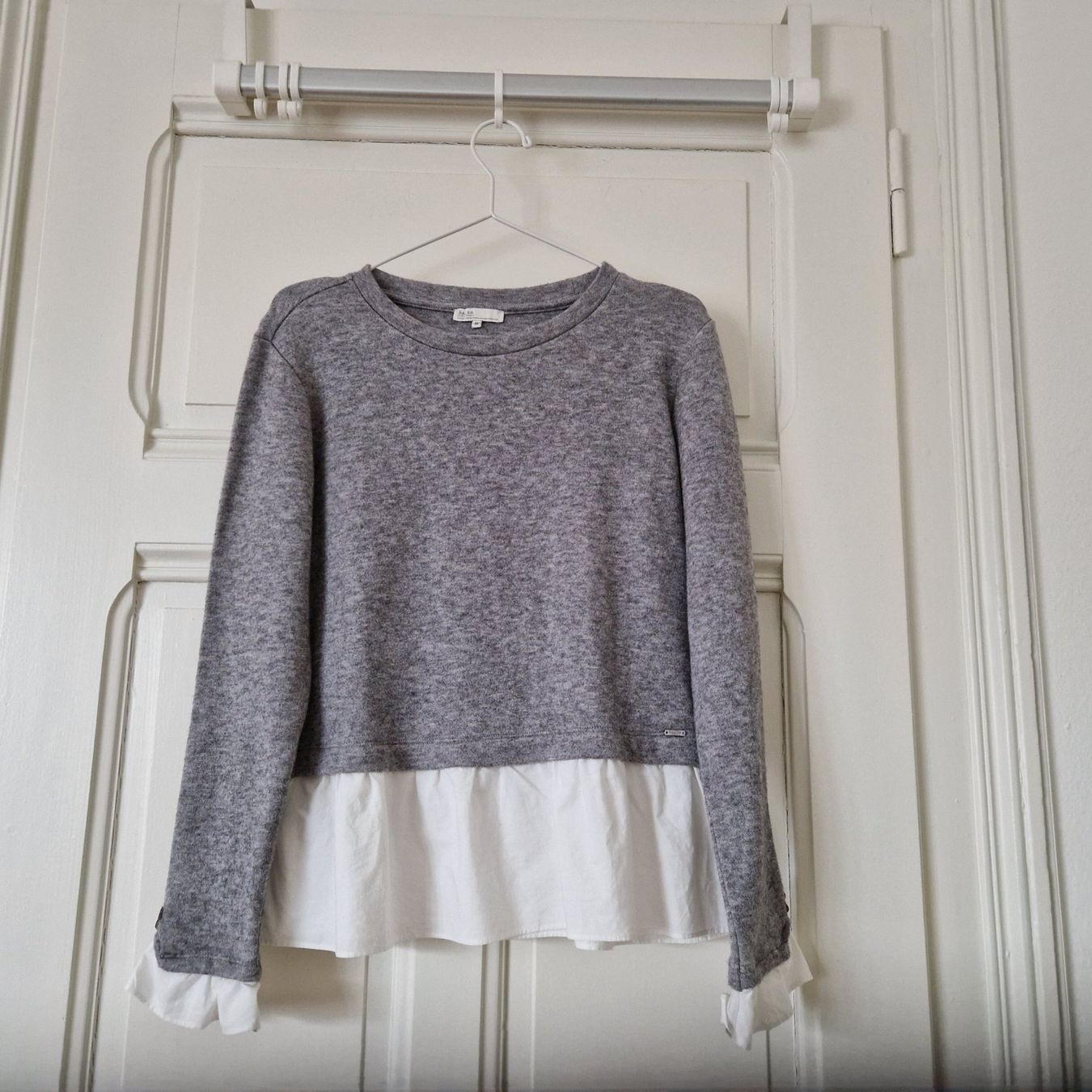 Maglioni & Felpe: Pull gris et blanc, taille M Salsa – Nuovo (secondo la descrizione) da Genève venduto da vouillma