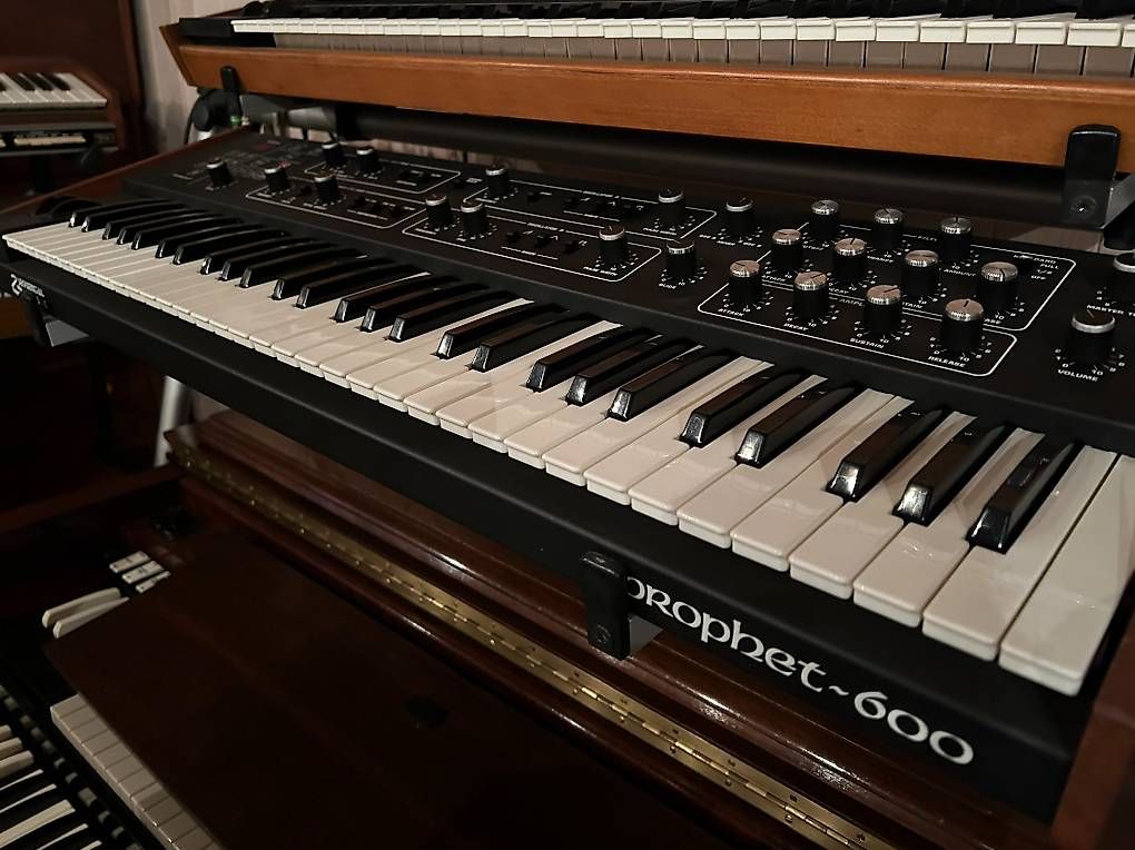 Sequential Strumenti musicali: Squential Circuits Prophet 600 – Usato da Bellinzona venduto da Mauro03 1