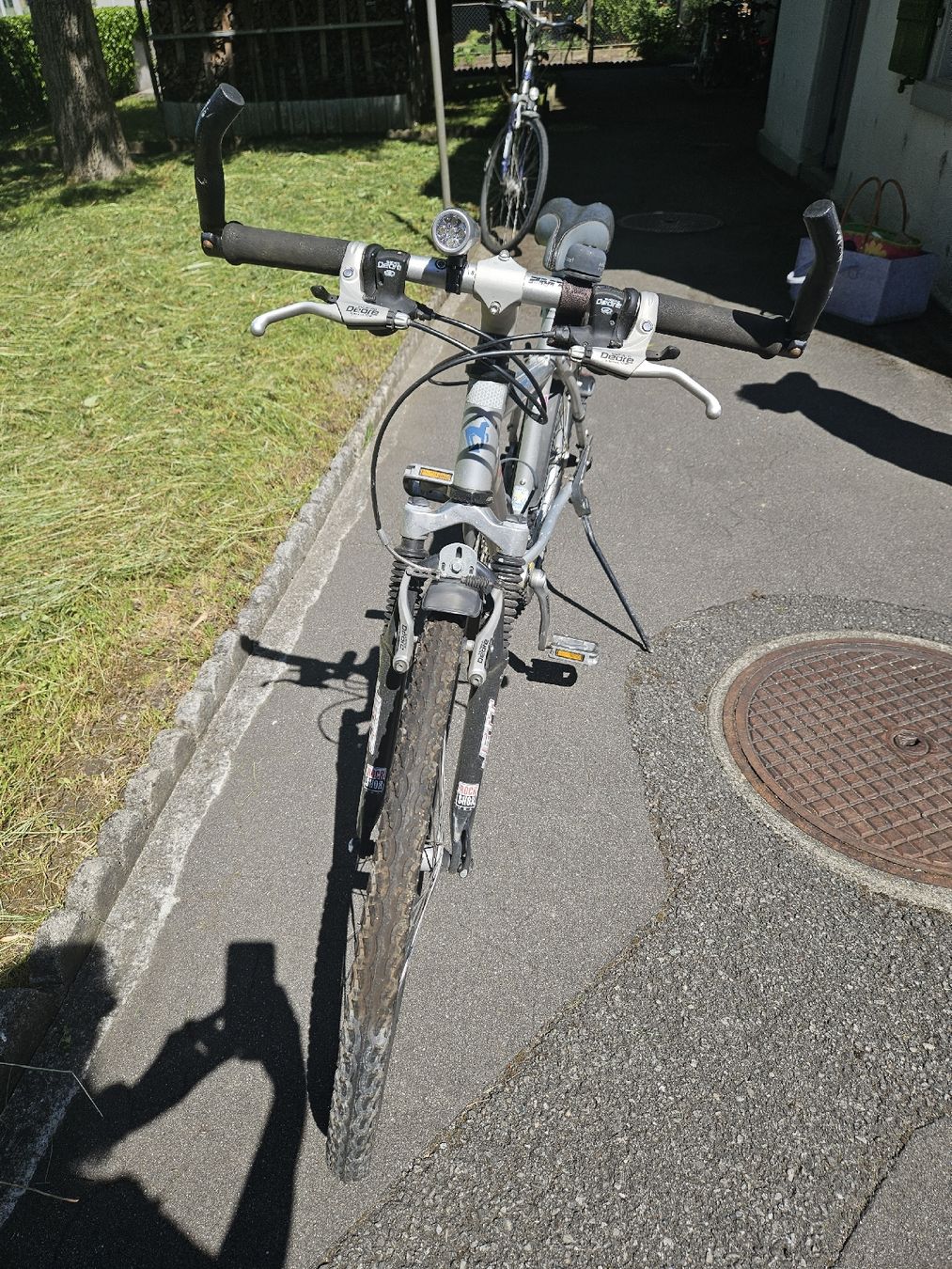 Cresta Biciclette: Cresta Mountainbike Silber 27 Gänge – Usato da Rheineck venduto da Eulalia40 1