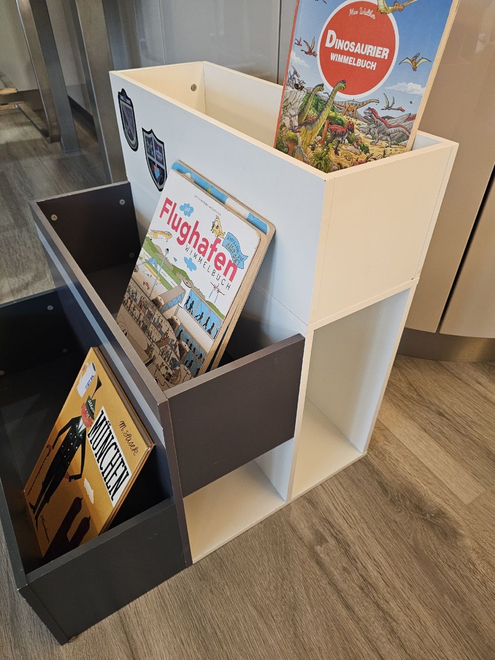 Scaffali: Vertbaudet Kinder Bücherregal – Usato da Kloten venduto da Tacha_gb 2