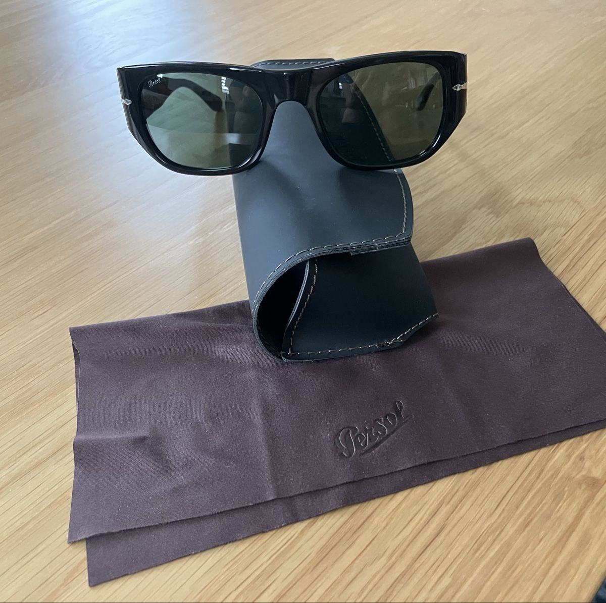 Persol Occhiali & Lenti: Sonnenbrille PERSOL – Nuovo (secondo la descrizione) da Rheineck venduto da Ellebasi. 1