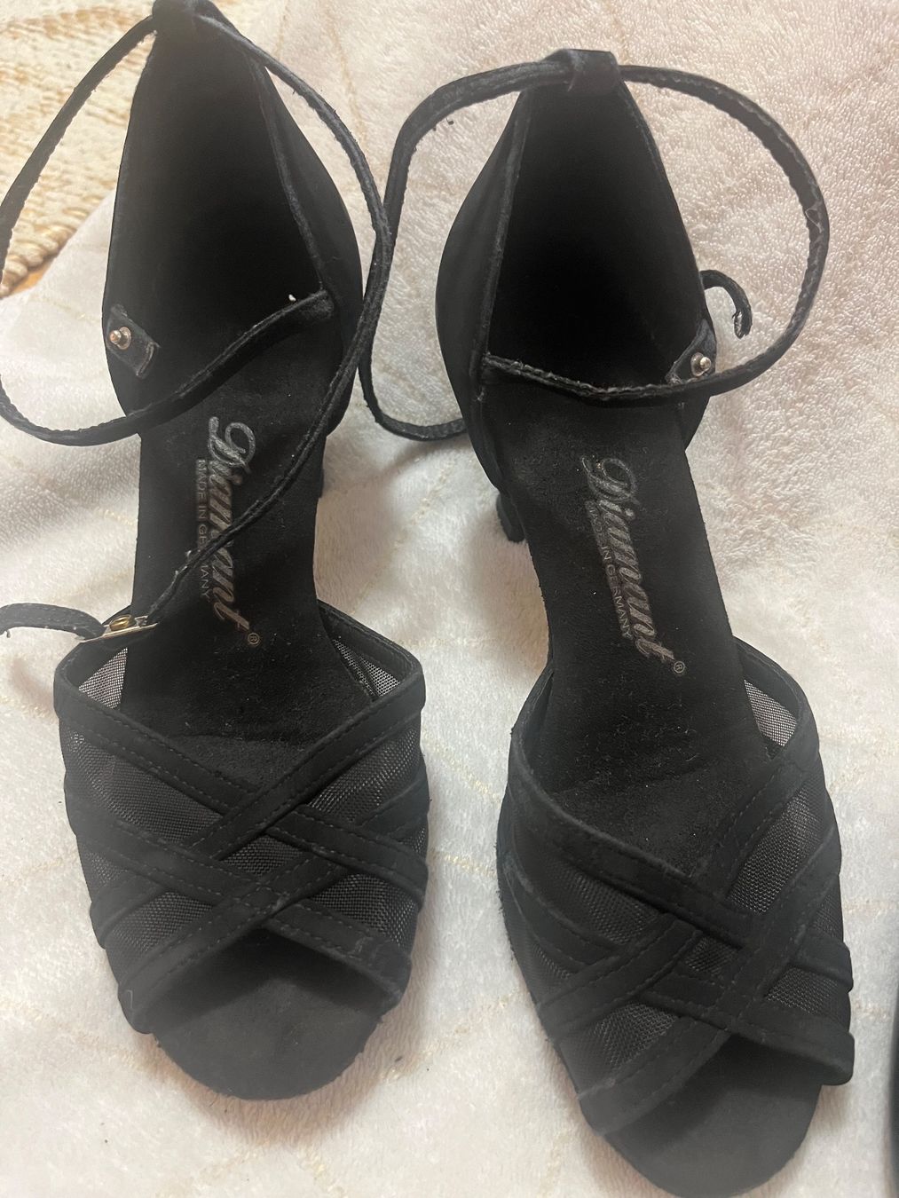 Scarpe da donna: 2 paar Diamant Tanzschuhe 4.5 – Usato da Luzern venduto da maschmo 1