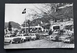 HÔTEL-PENSION-TEA ROOM ,LES CHESEAUX’ sur St. Cerque, Autos