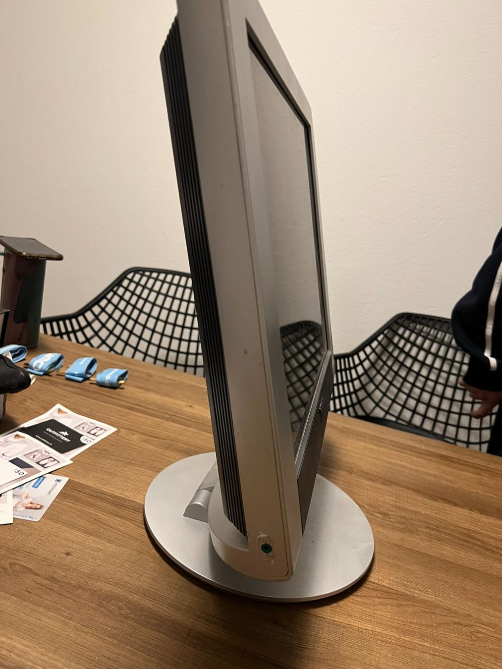 Monitor: Sony SDM-HX95 LCD 19 Zoll Computer Display Vintage – Usato da Volketswil venduto da Lootington_Post 4