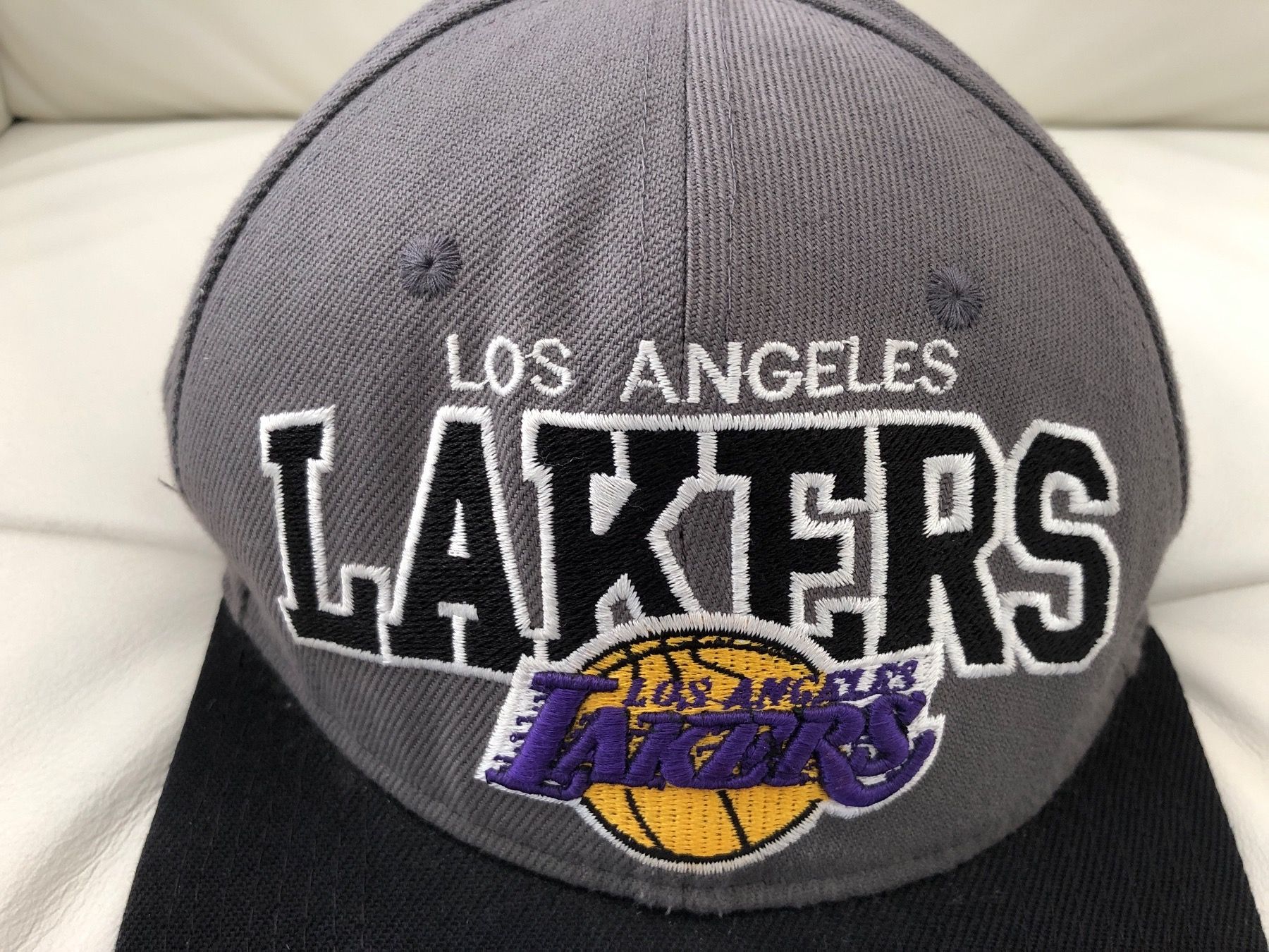 Mitchell & Ness Copricapi, berretti & cappellini: Cap Los Angeles LAKERS – Usato da Bettwiesen venduto da cofrarium