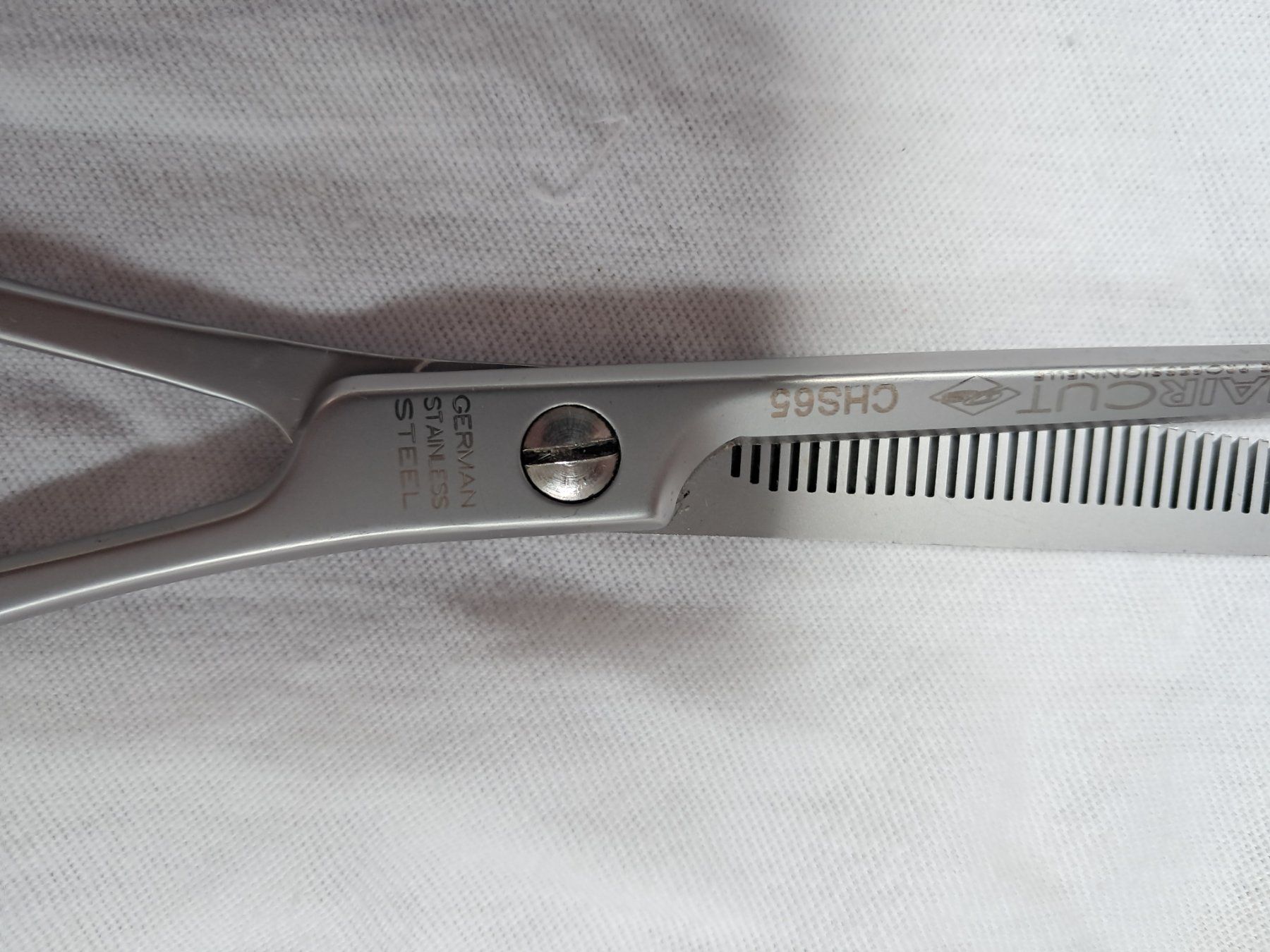 Coupe: Ciseaux a effiler – D'occasion à moutier par Dupont50 3