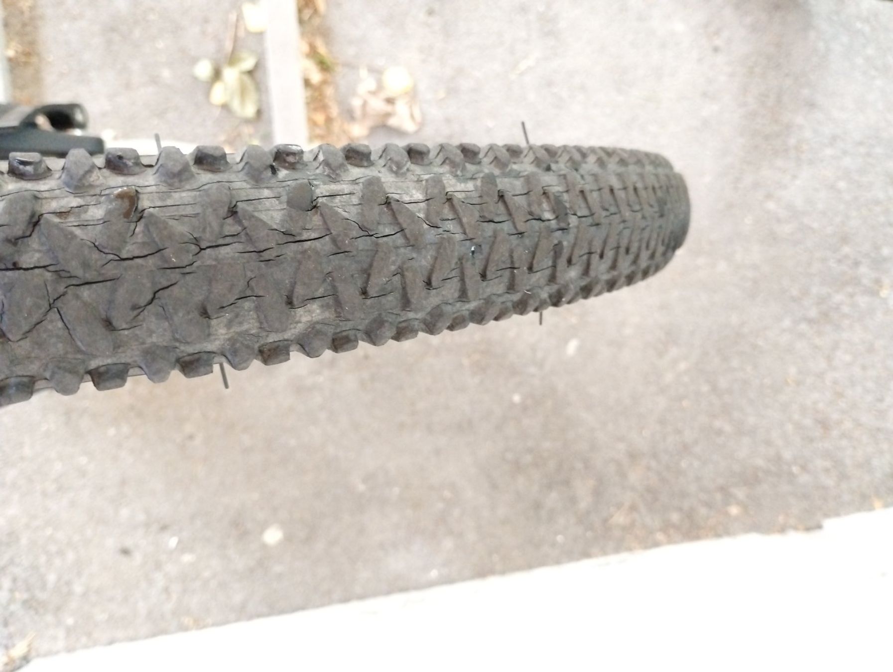 Decathlon Velos: Kindervelo B'Twin Rockrider ST 500 – Gebraucht aus Andeer von yac_qh55 9