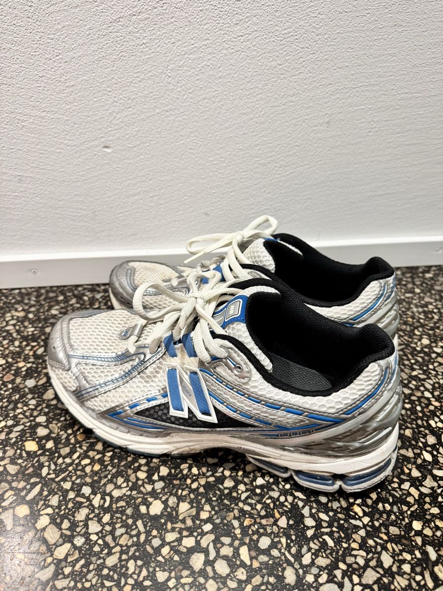 New Balance Scarpe da uomo: New balance 1906 sneakers size 44.5 – Usato da Zürich venduto da gva_r9gs