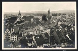 Basel, Ortspartie mit Rathaus und Münst