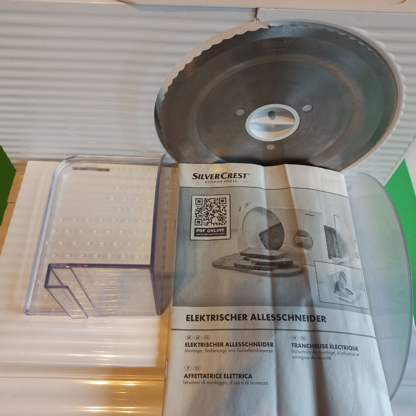 Küchengeräte: Trancheuse Silvercrest électrique pour charcuterie, pain.... – Neu (gemäss Beschreibung) aus Dompierre FR von fat_xth5 3