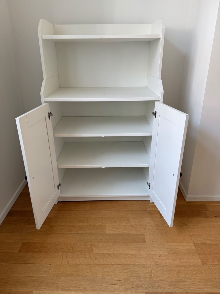 Ikea Credenze: IKEA HAUGA White Cabinet – Nuovo (secondo la descrizione) da Zürich venduto da bea_n2gw 1