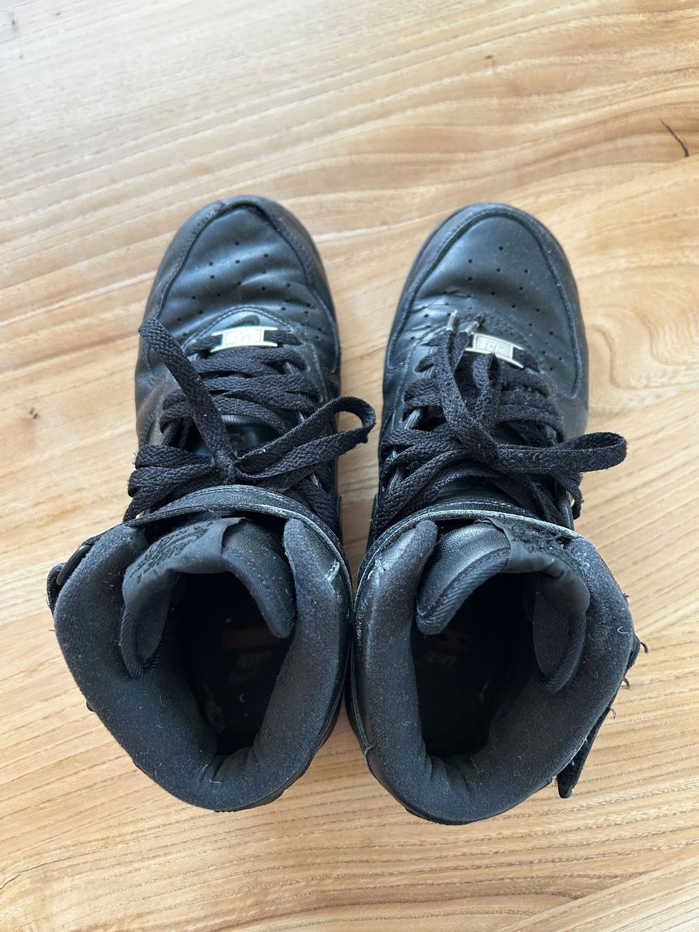 Supreme Herrenschuhe: Nike Air Force 1 Supreme Schwarz Grösse 40 – Gebraucht aus Chur von lea_qg88 1