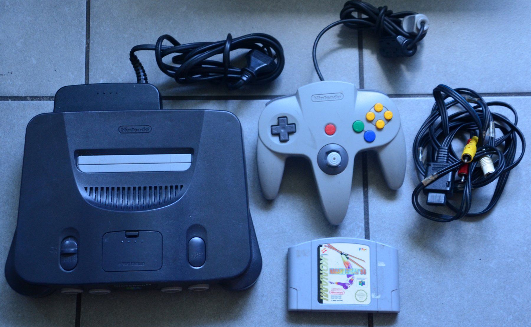 Nintendo Console: Nintendo 64  N64 – Usato da Collonges venduto da arashee