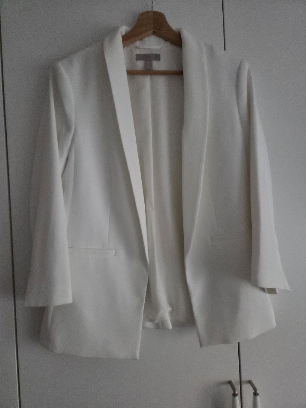 H&M Jacken: Blazer H&M gr.38 – Neu (gemäss Beschreibung) aus Gossau SG von sar_7vt5