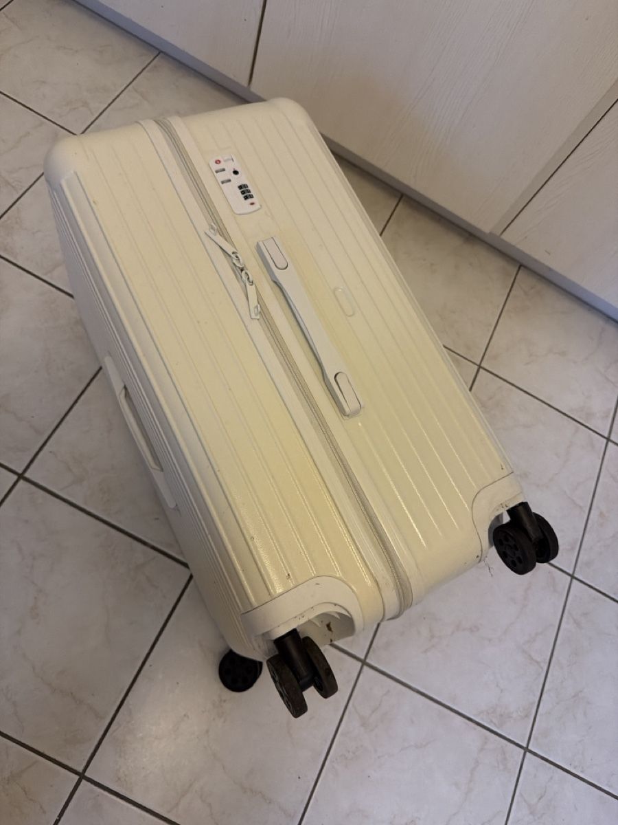 Valises de voyage: Omechoo light suitcase  – D'occasion à Zürich par yogurtm 2