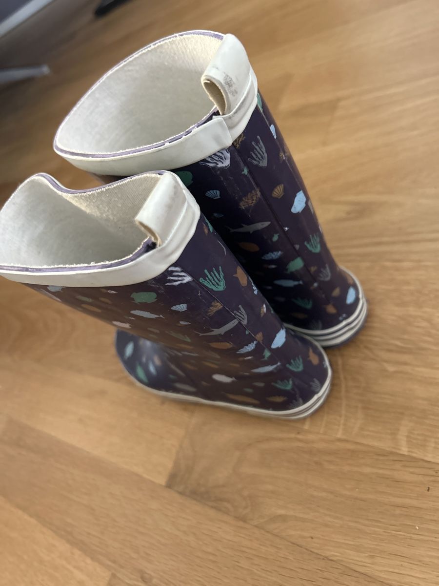 Chaussures garçon: Regenstiefel – D'occasion à Schlieren par Gizmo8952 1