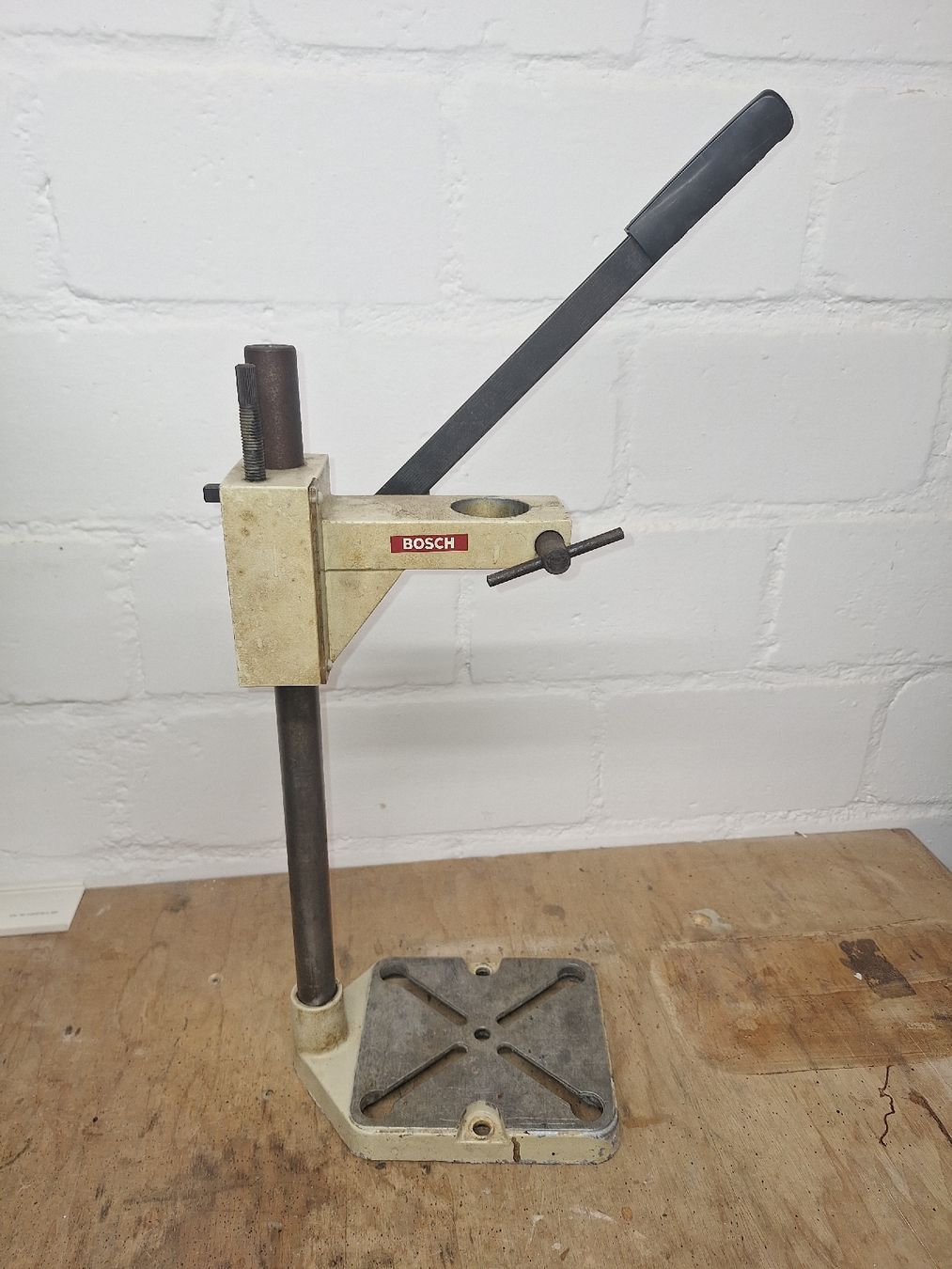 Bosch Bohrmaschinen: Bohrständer Bosch – Gebraucht aus Thunstetten von Timbolino592 1